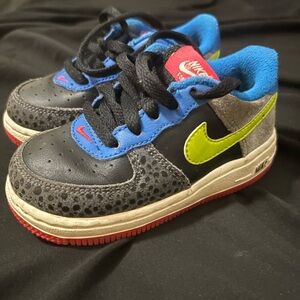Nike Kids Shoes - 7C